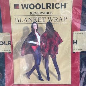 NWT Woolrich Reversible Blanket Wrap Red Plaid/Black One Size Fits All